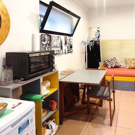 Tra Il Bosco E L'Orto Apartment Naples Luaran gambar
