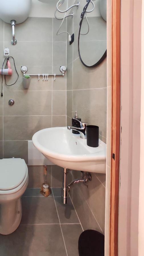 Tra Il Bosco E L'Orto Apartment Naples Luaran gambar